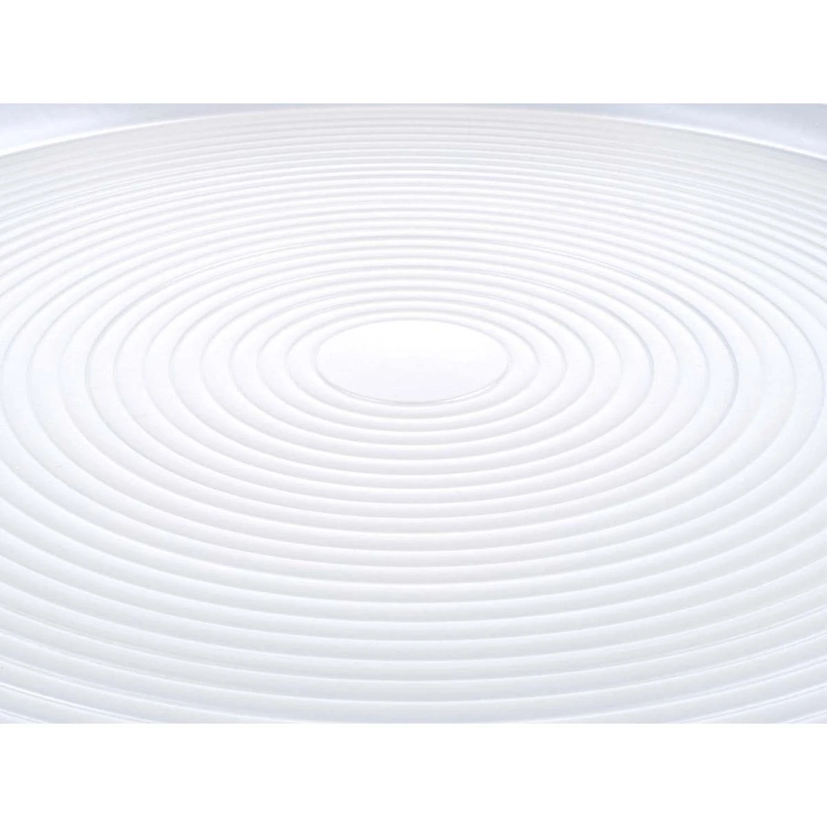 Leitmotiv Table D'appoint En Aluminium Force 40 X 37.5 Cm Ivoire. – Image 3